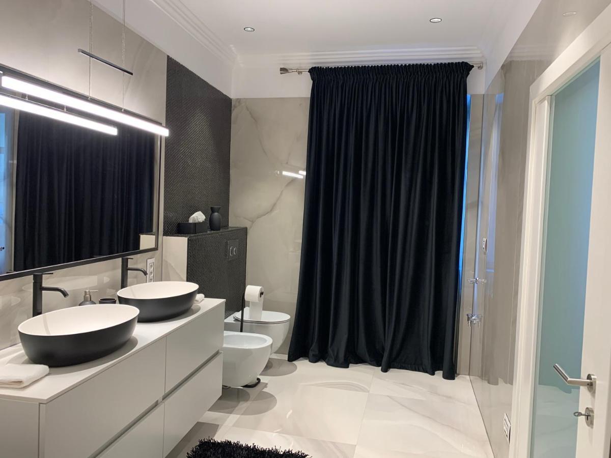 Schillerplatz Apartment Сибиу Екстериор снимка